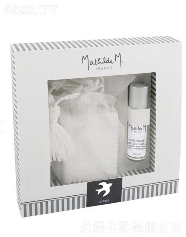 ������(�Ϻ�)Ʒ�ƹ����ɷ����޹�˾���Ϻ������� ��?sh��)۠������ʯ��Y��-����ͣ���˹��Ů������