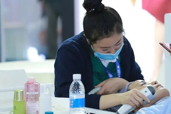 �o������(g��)�؁�(l��i)CCBE�����С��ؑcվ������