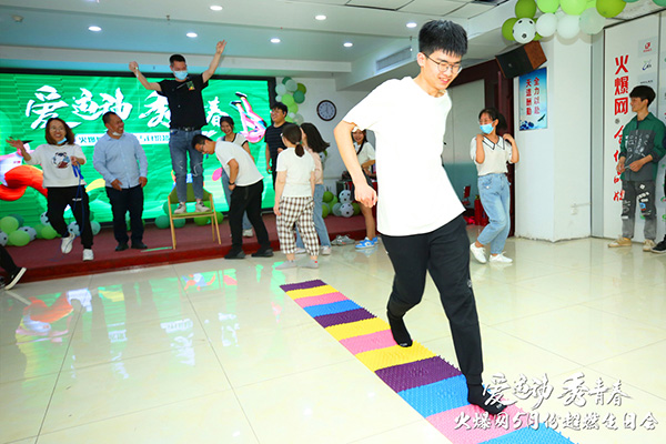 �𱬾W(w��ng)�����\�����ഺ��5���\�����Օ��A�M�e�k��