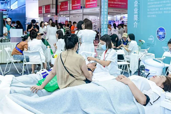 ��18���������H���I(y��)���[��(hu��)�A�M��Ļ