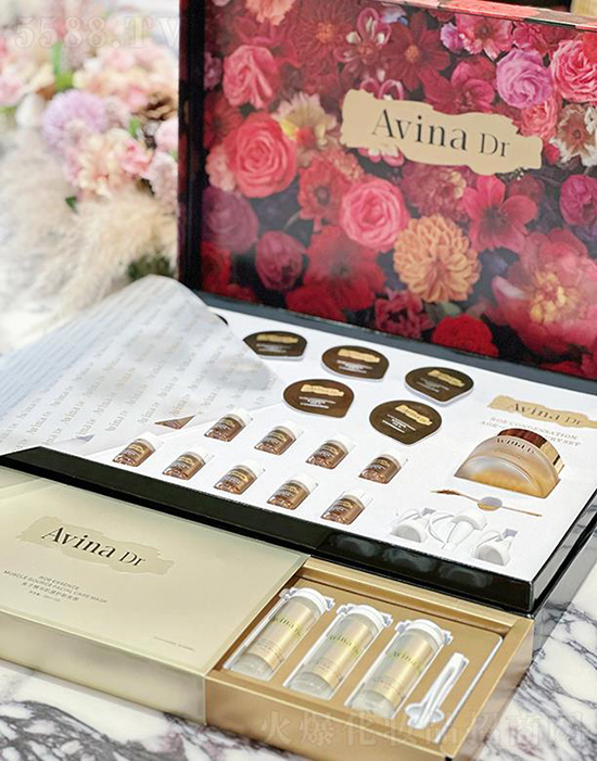 Avina魚(yú)子凝珠護(hù)齡奢華套組 Avina魚(yú)子凝珠護(hù)齡奢華套組