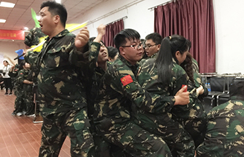 人生充滿著期待，夢想連接著未來。