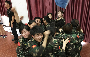 夢想因追求而精彩，個體因團隊而強大！