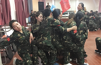 我們勝利的秘訣只有一個：堅持！