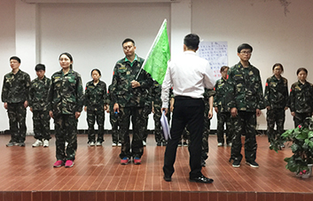 成王敗寇，再辣的青椒、再冷的冰水甘心承受！