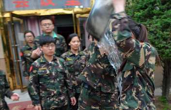 失敗并不可怕，可怕的是你失去面對失敗的勇氣！