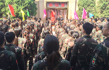 領(lǐng)導(dǎo)者是團隊的核心，一言一行都是表率！